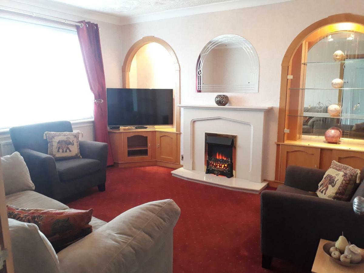 Hilltop House Airdrie Εξωτερικό φωτογραφία